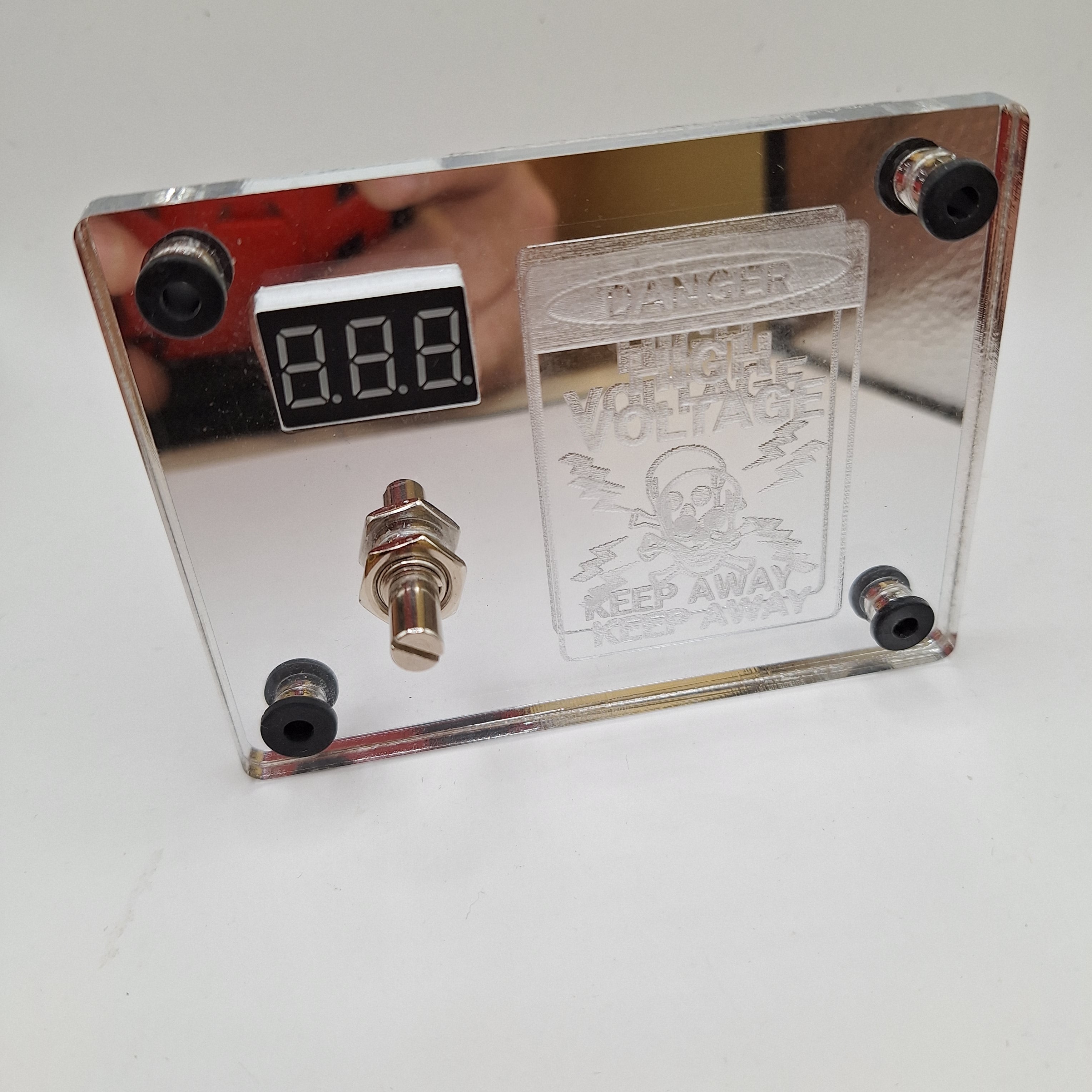 Voltage controller/ Voltmeter